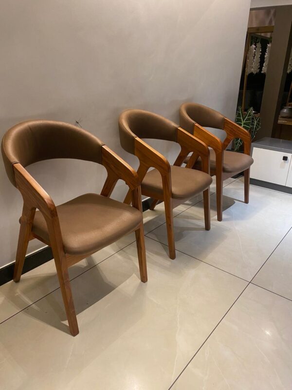 SITOUT CHAIRS - Image 3